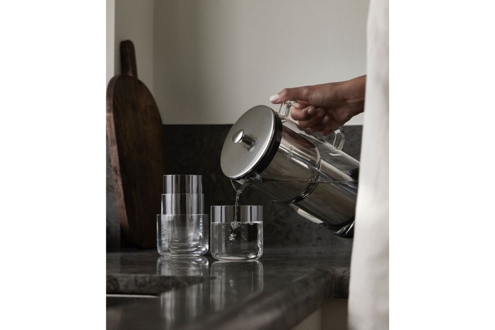 Aarke Purifier Wasserfilterkaraffe aus Glas und Edelstahl, 2,4 Liter